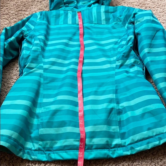 Last call!!! Selling locally soon!!!! New! Mountain Hardwear Barnsie jacket - Picture 6 of 9
